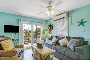 Beach Vacation Walk to Dining&Shopping-2 Units